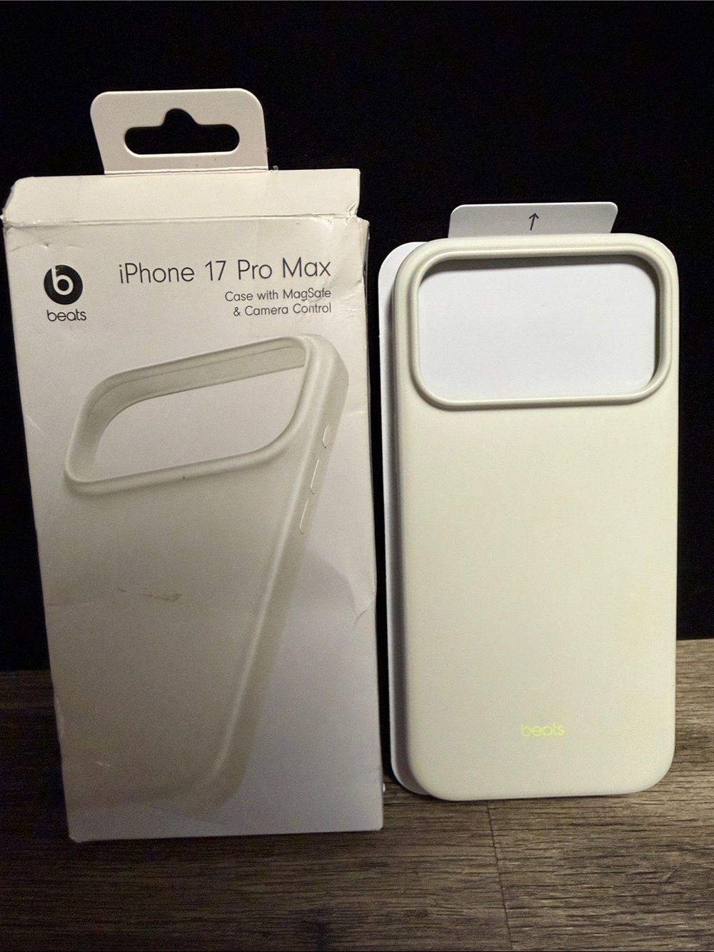 Beats Apple iPhone 17 Pro Max MagSafe Case Lime Stone Camera Control NWT